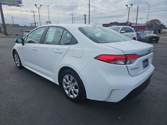 2024 Toyota Corolla LE Image 7 of 21