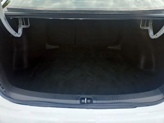 2024 Toyota Corolla LE Image 11 of 21