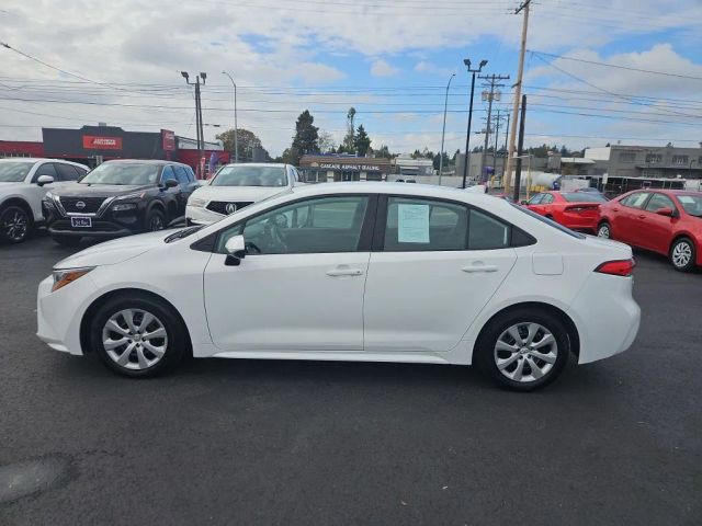 2024 Toyota Corolla LE Image 8 of 21