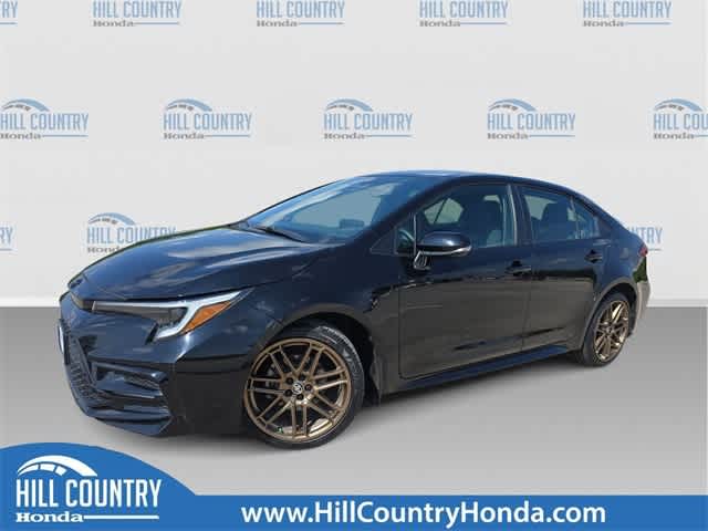Vehicle image 1 of 39