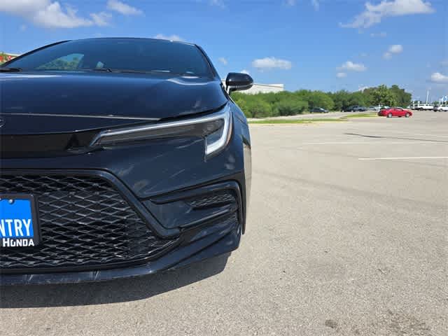 Vehicle image 11 of 39