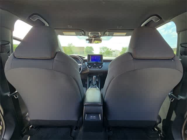 Vehicle image 19 of 39