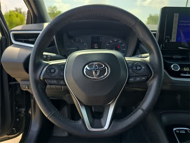 Vehicle image 23 of 39