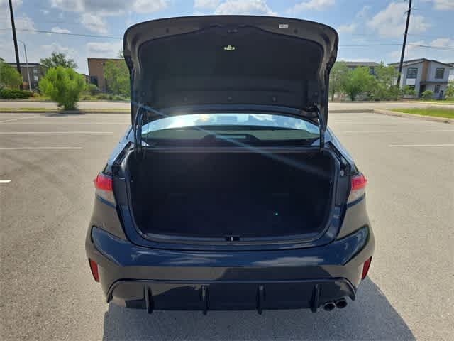 Vehicle image 35 of 39