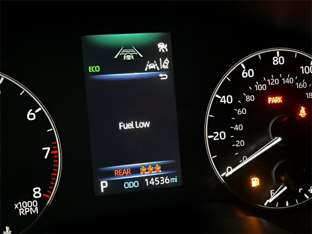 Vehicle image 16 of 26
