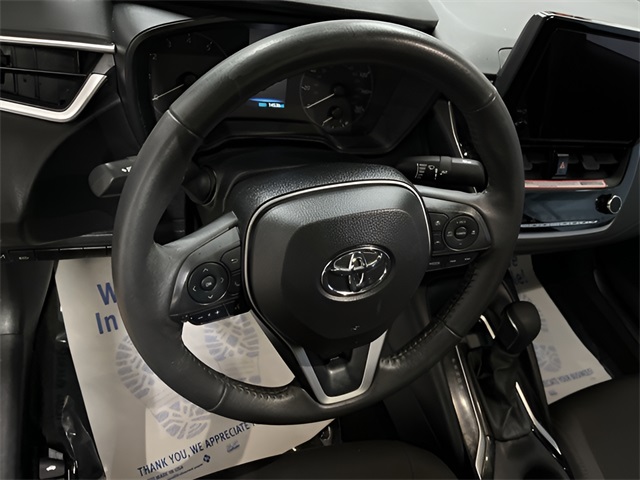 Vehicle image 14 of 26