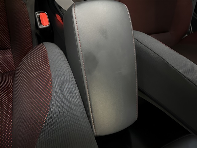 Vehicle image 12 of 26