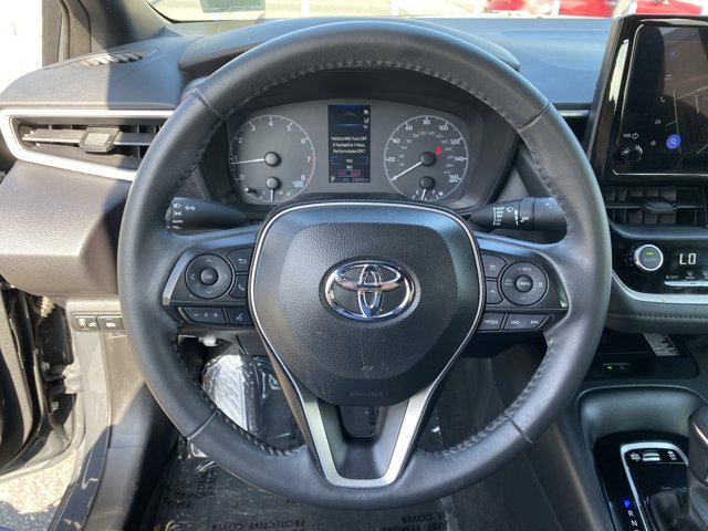 Vehicle image 17 of 35