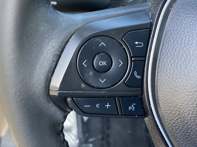 Vehicle image 18 of 35