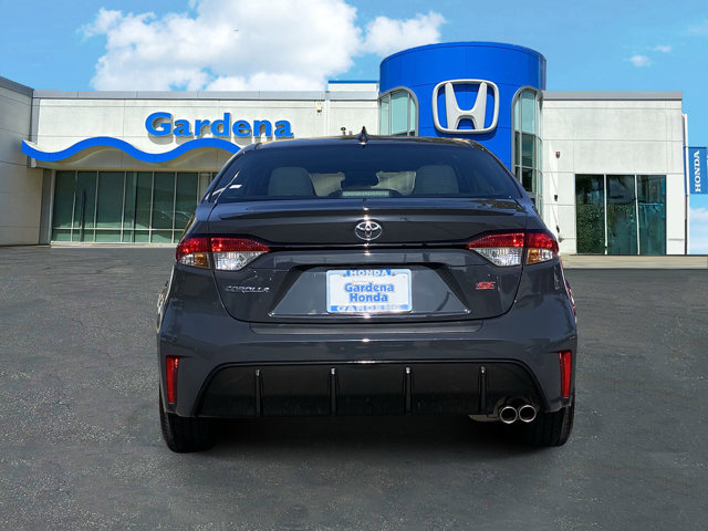 Vehicle image 5 of 35