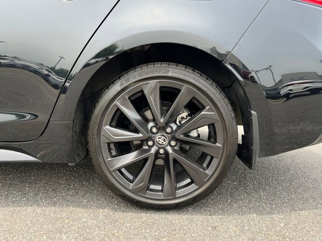 Vehicle image 19 of 36
