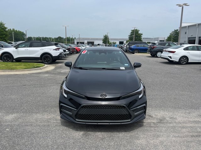 Vehicle image 4 of 36