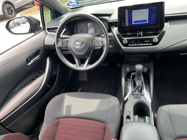 Vehicle image 22 of 36