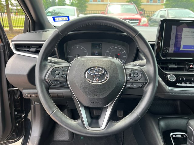 Vehicle image 28 of 36