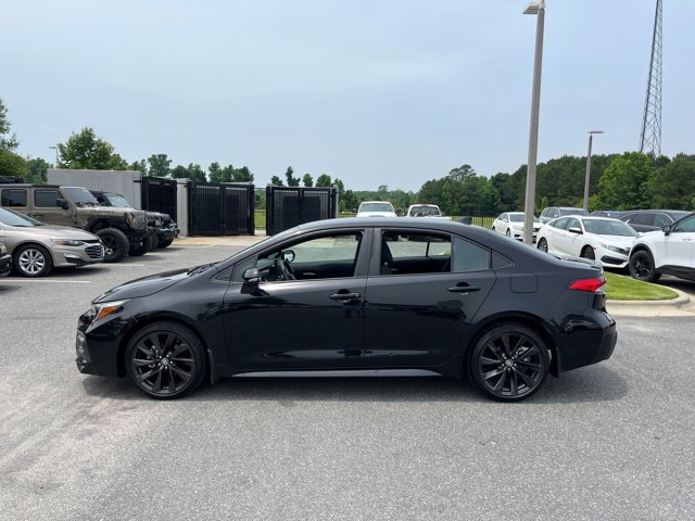 Vehicle image 18 of 36
