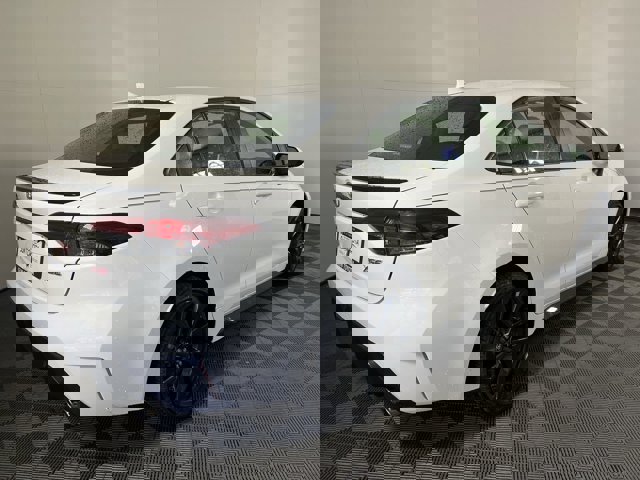 Vehicle image 5 of 31
