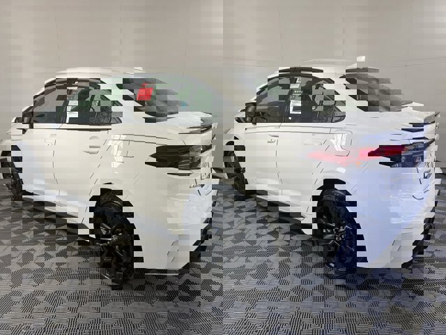 Vehicle image 7 of 31