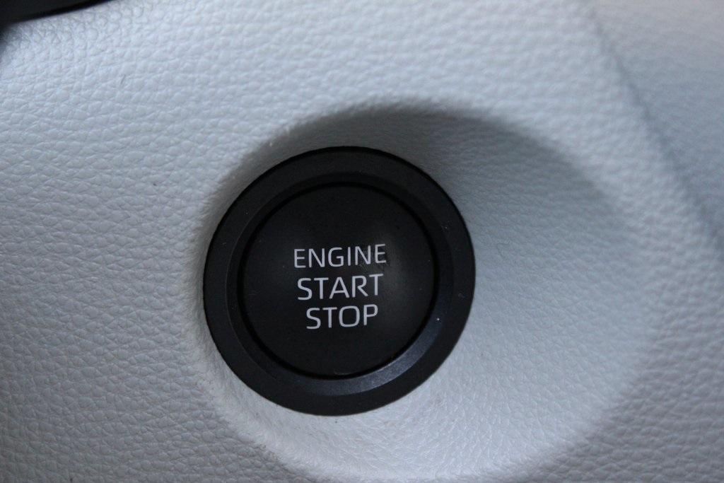 Vehicle image 40 of 43