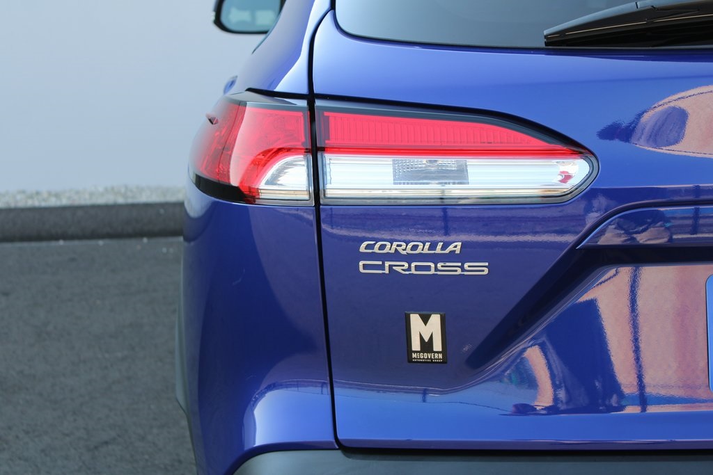 Vehicle image 41 of 43