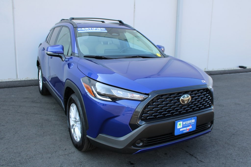 Vehicle image 3 of 43