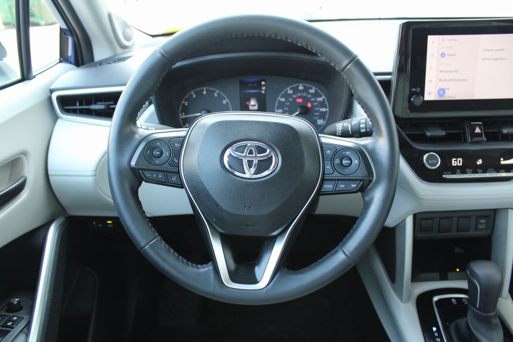Vehicle image 36 of 43