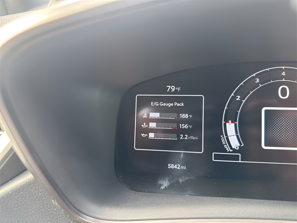 Vehicle image 18 of 33