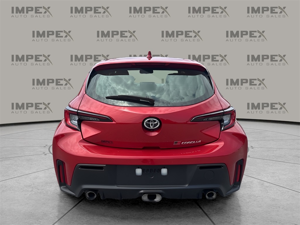 Vehicle image 5 of 33
