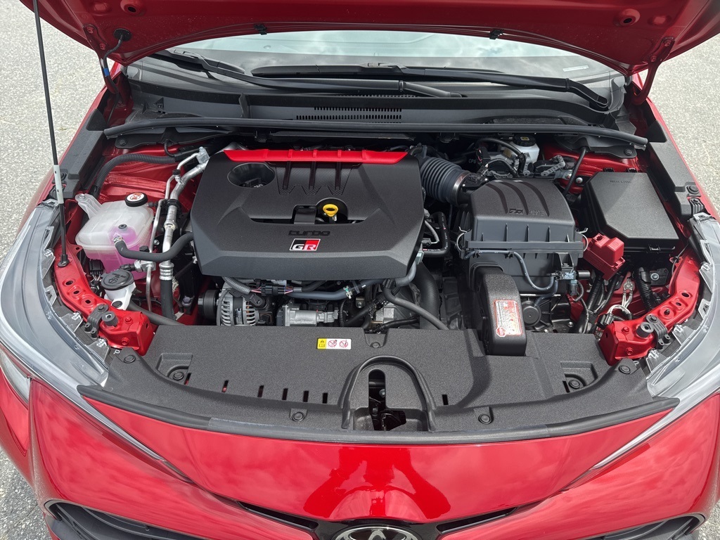 Vehicle image 8 of 33