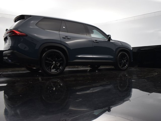 Vehicle image 16 of 43