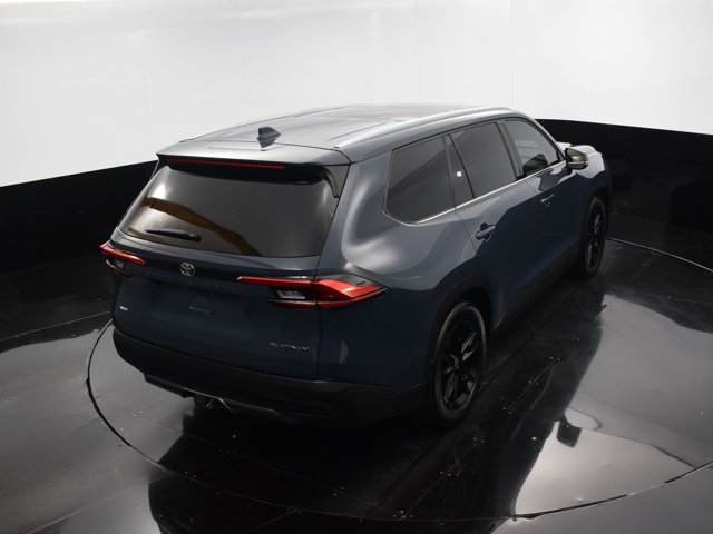 Vehicle image 22 of 43