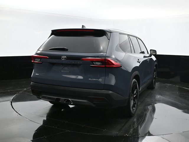 Vehicle image 15 of 43