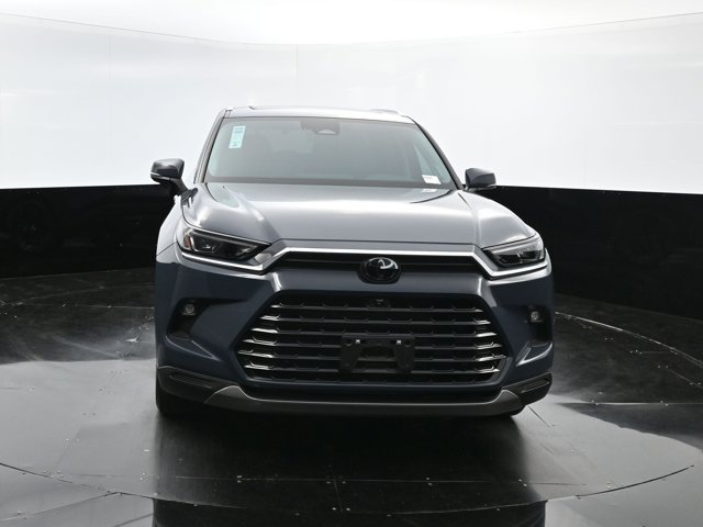 Vehicle image 5 of 43