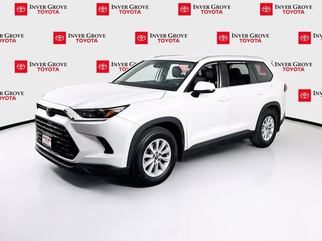 2024 Toyota Grand Highlander XLE Image 1 of 19