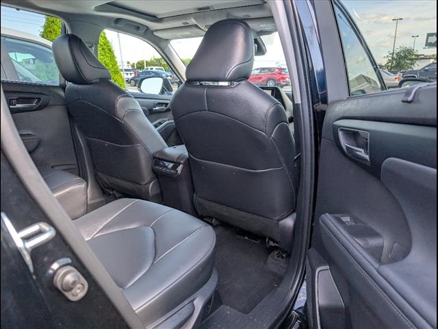 Vehicle image 25 of 25
