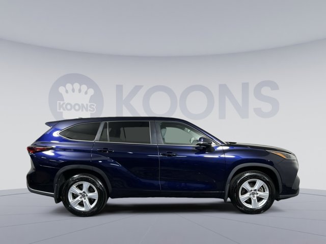 2024 Toyota Highlander LE Image 3 of 23