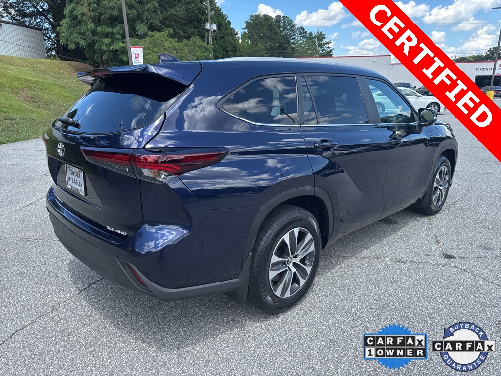 Vehicle image 4 of 16