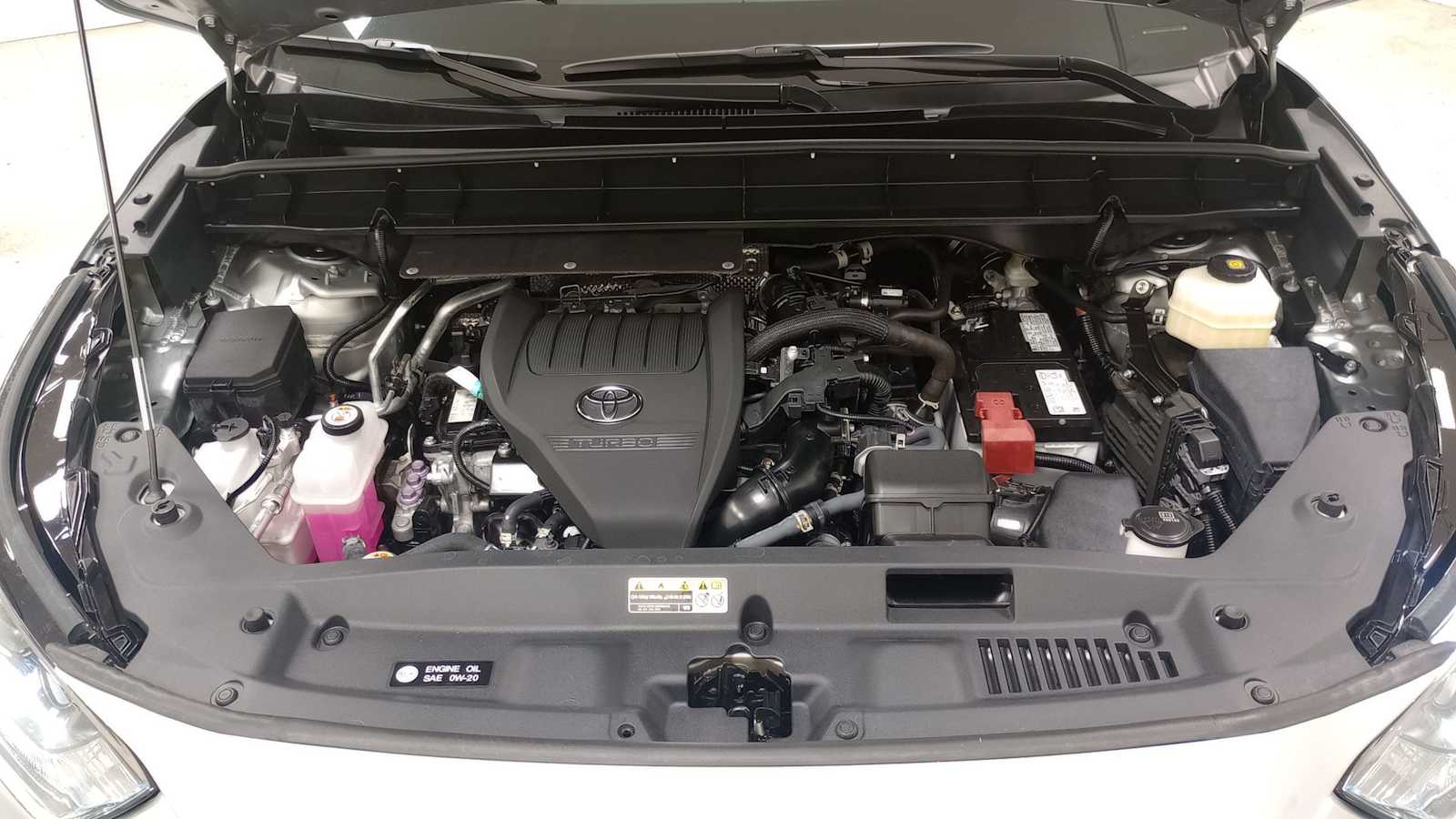 Vehicle image 10 of 33