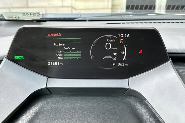 Vehicle image 23 of 27