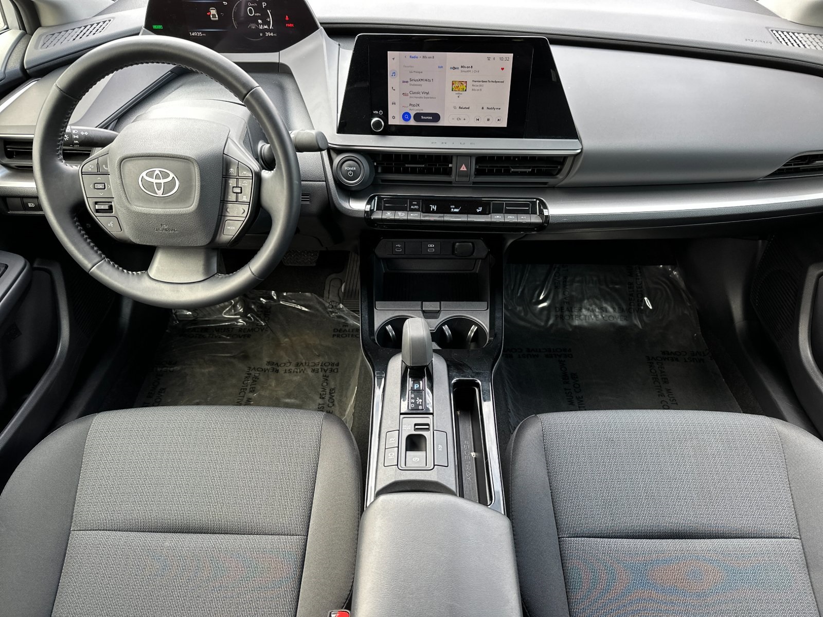 Vehicle image 13 of 29