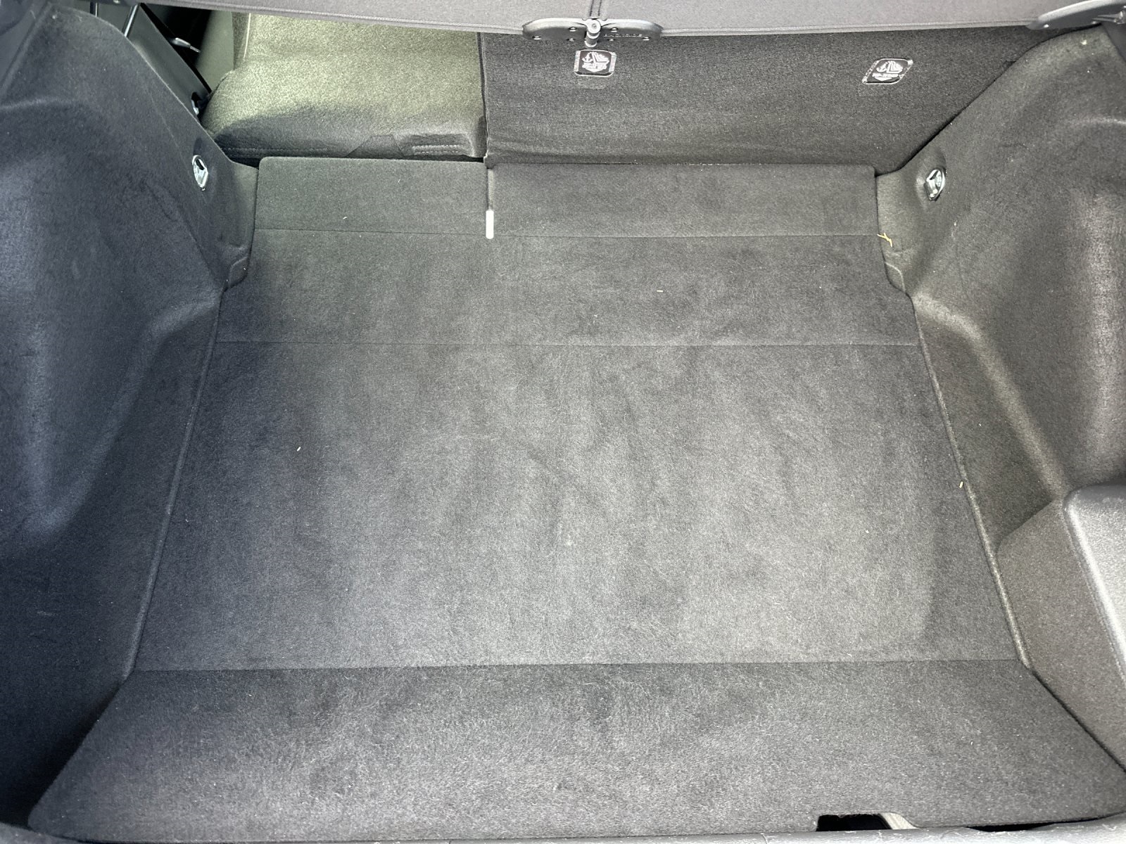 Vehicle image 15 of 29
