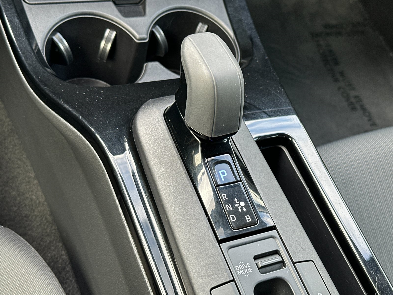 Vehicle image 21 of 29