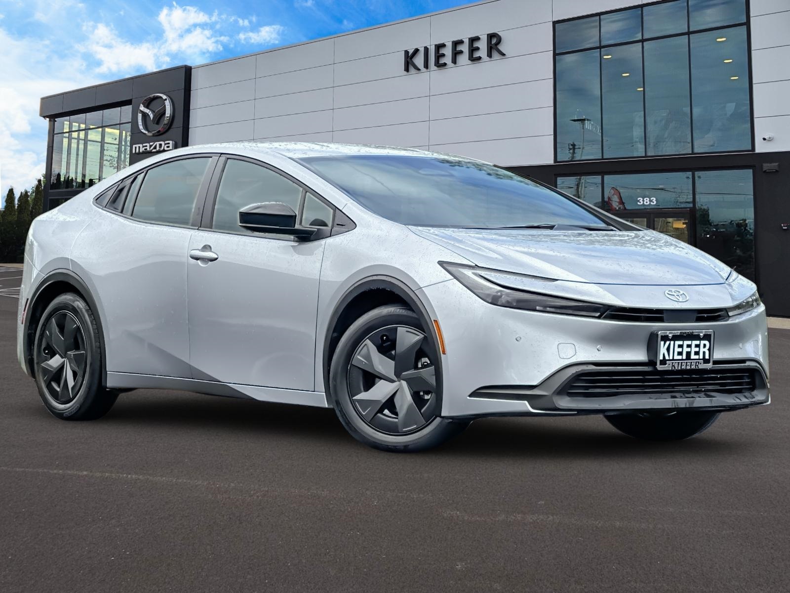 Vehicle image 3 of 29
