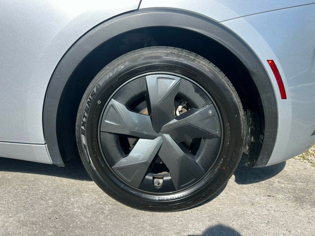 Vehicle image 10 of 10