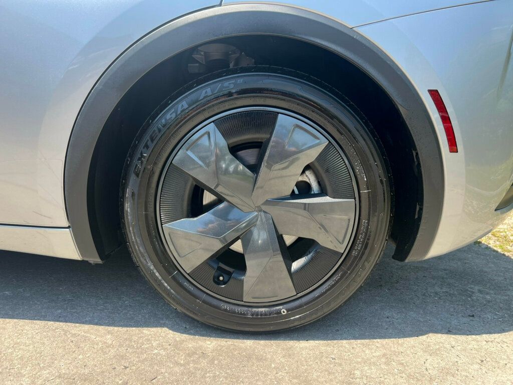 Vehicle image 10 of 10
