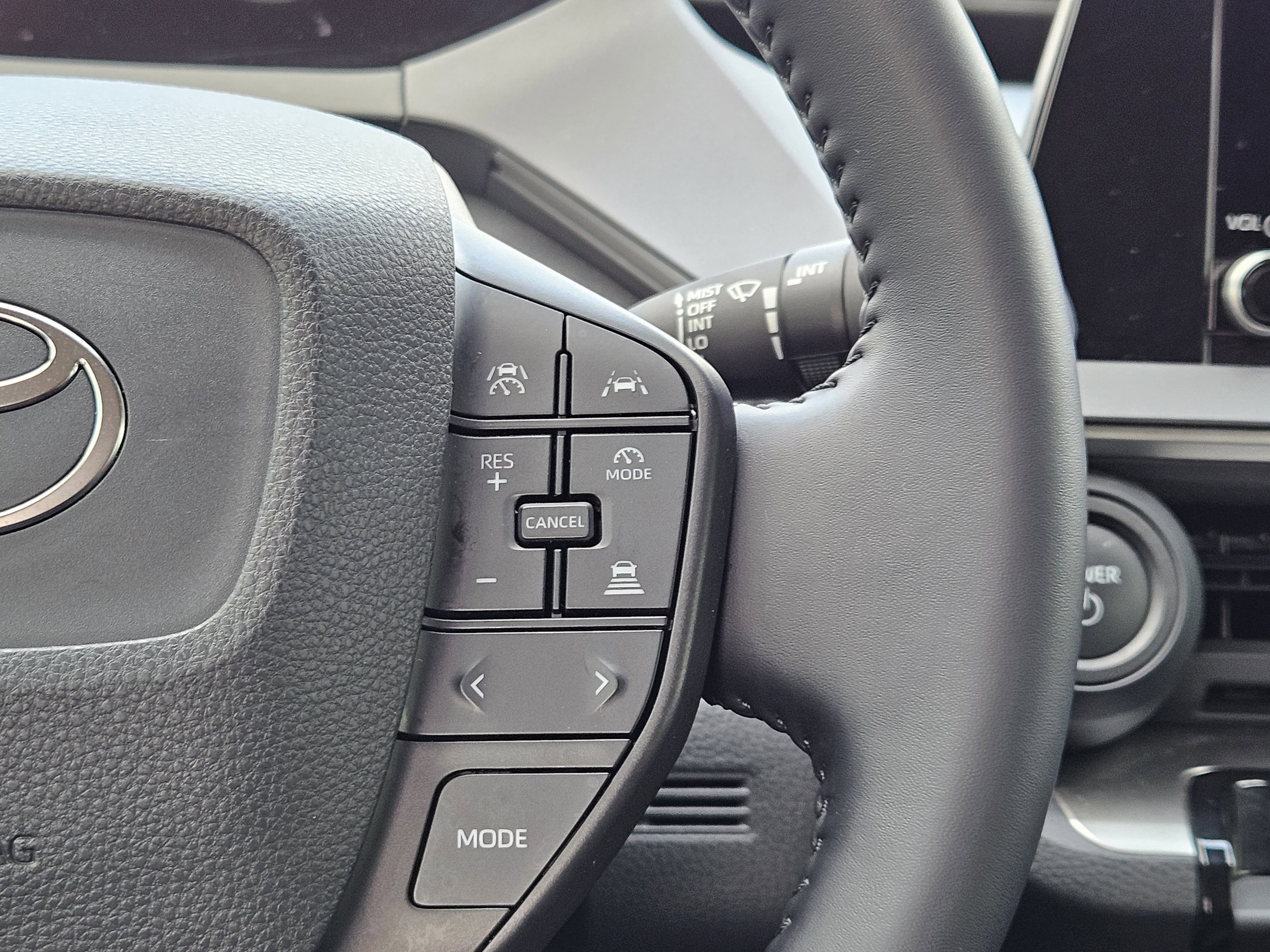 Vehicle image 20 of 22