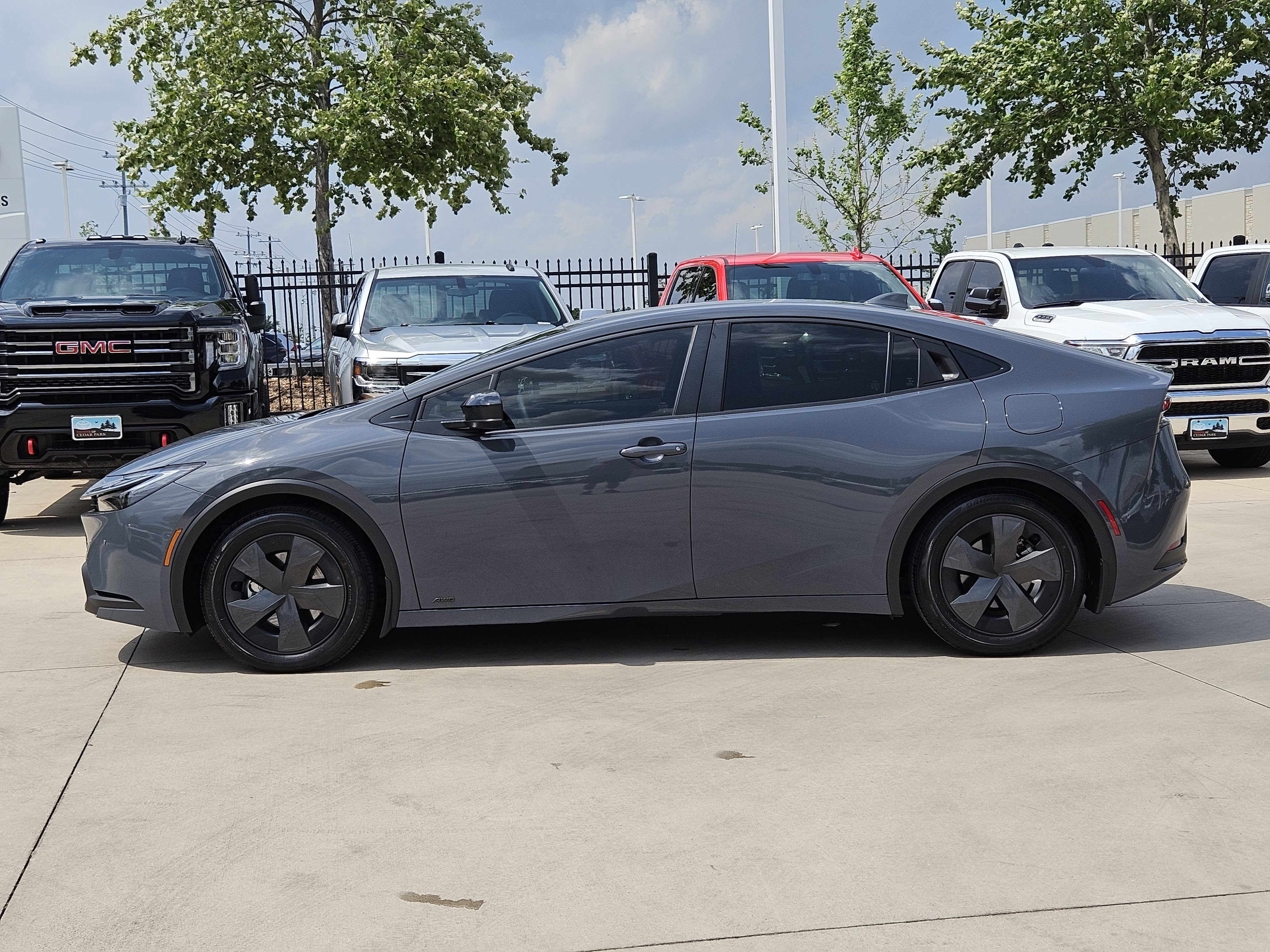 Vehicle image 5 of 22