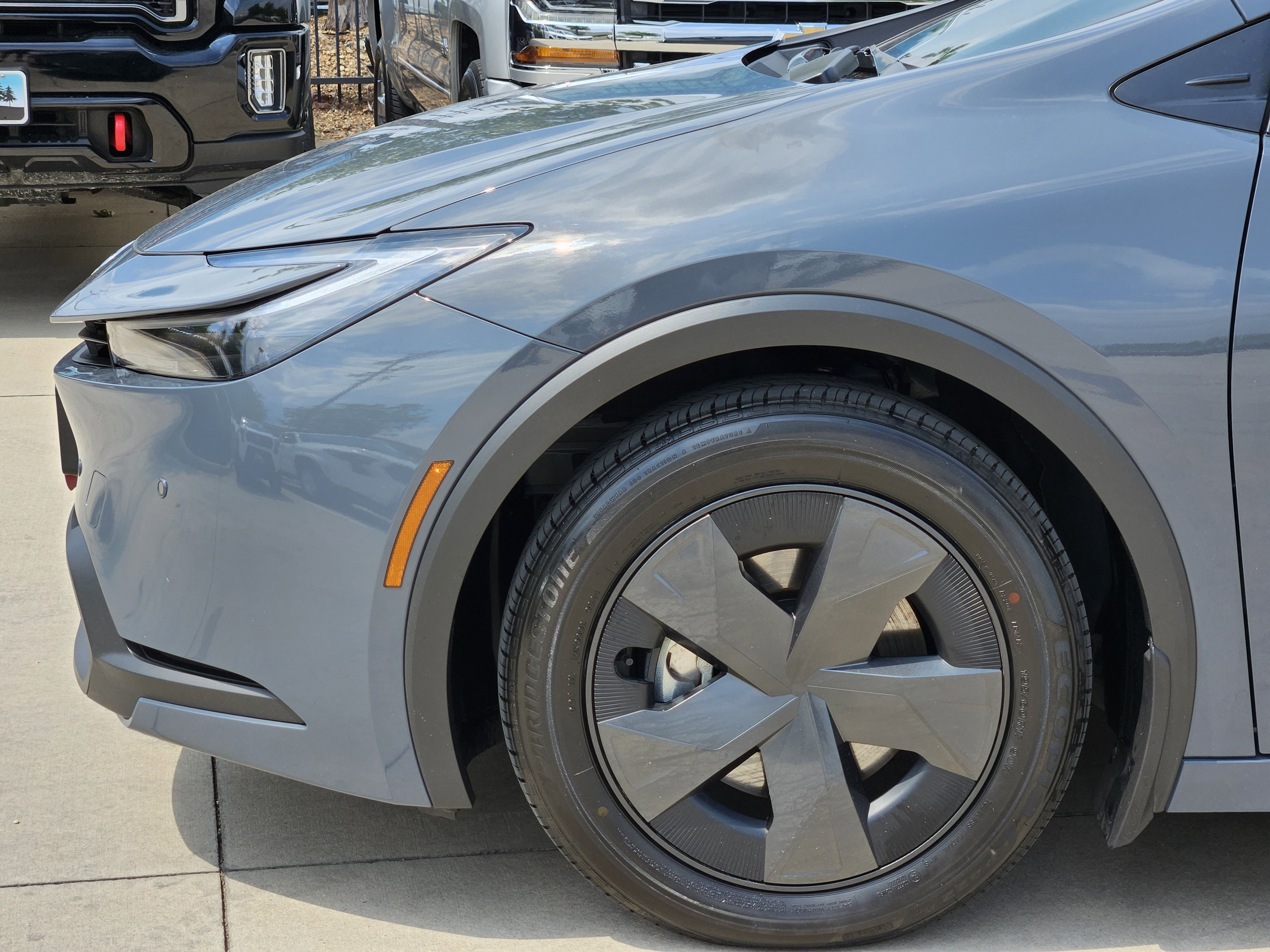Vehicle image 7 of 22