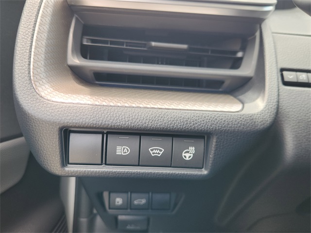 Vehicle image 21 of 39