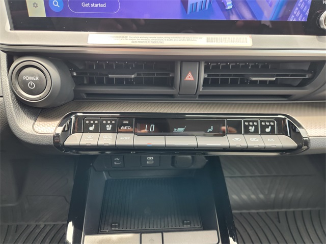 Vehicle image 18 of 39