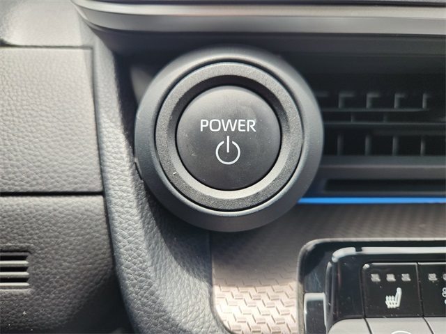 Vehicle image 20 of 39